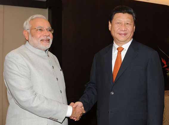Modi_Xi-Jinping_BRICS