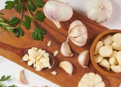 Consuming garlic daily, these beauty problems can be solved