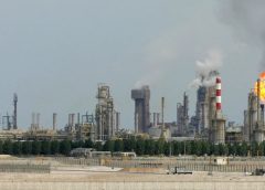 യുഎസ്-ഇറാൻ യുദ്ധത്തിന്റെ ആഘാതം: ഗൾഫ് രാജ്യങ്ങൾ ഗ്യാസ് കയറ്റുമതി നിരോധിച്ചു; ക്രൂഡ് ഓയിൽ വില 100 ഡോളർ കടന്നു