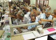 വാരിക്കോരി നടത്തുന്ന തെരഞ്ഞെടുപ്പ് വാഗ്ദാനങ്ങൾ ഖജനാവിന് വന്‍ ബാധ്യത വരുത്തി വെയ്ക്കുമെന്ന് വിദഗ്ധര്‍