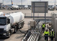 ഹോർമുസ് കടലിടുക്ക് അടച്ചതിനാൽ യൂറോപ്യൻ വിമാനത്താവളങ്ങളിൽ ഇന്ധനം തീരുന്നു