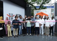 ‘ഓറഞ്ച് ജംപ് സ്യൂട്ട്’ എക്സിബിഷൻ തുടങ്ങി