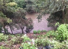 കാര്‍ ചിന്നാര്‍ നദിയിലേക്ക് വീണ് ഒരാള്‍ മരിച്ചു; മൂന്നു പേര്‍ക്ക് പരിക്കേറ്റു; അഞ്ച് വയസ്സുള്ള കുട്ടി അത്ഭുതകരമായി രക്ഷപ്പെട്ടു