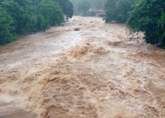 സംസ്ഥാനത്തെ ശക്തമായ മഴ: വിനോദ സഞ്ചാര കേന്ദ്രങ്ങളില്‍ നിയന്ത്രണം