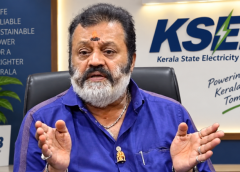 സംസ്ഥാനത്തെ വൈദ്യുതി പ്രതിസന്ധി: സർക്കാരിനെ മാത്രം പഴിച്ചിട്ട് കാര്യമില്ല; മുൻ സർക്കാരുകൾക്കും ഉത്തരവാദിത്തമുണ്ടെന്ന് സുരേഷ് ഗോപി