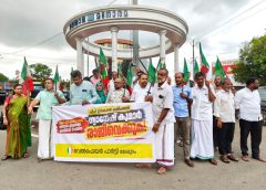 ഗ്യാനേഷ് കുമാറിന്റെ രാജി ആവശ്യപ്പെട്ട് പ്രതിഷേധം